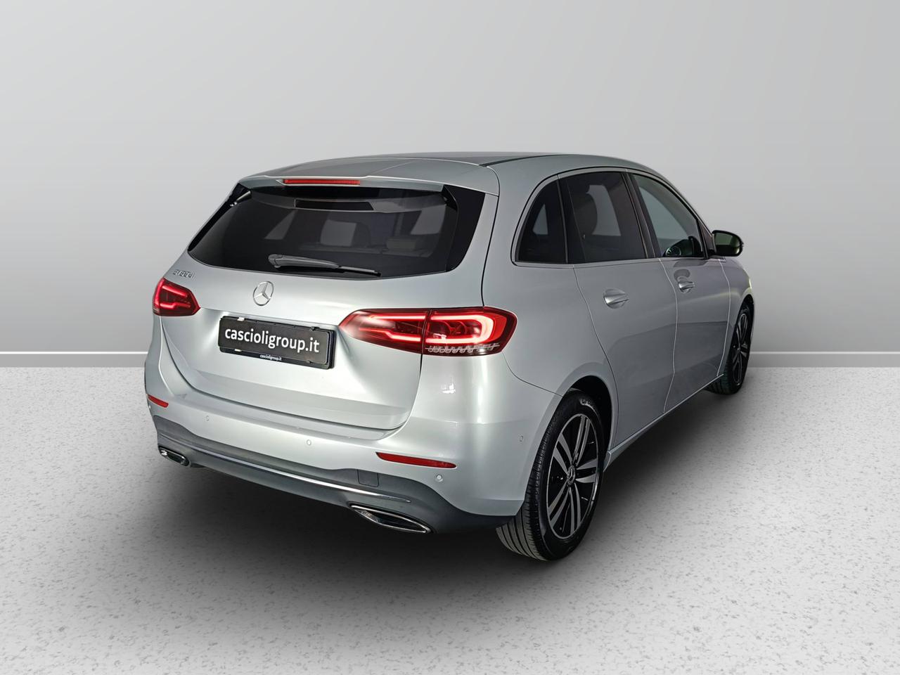 Mercedes-Benz Classe B - W247 2018 - B 180 d Sport Plus auto