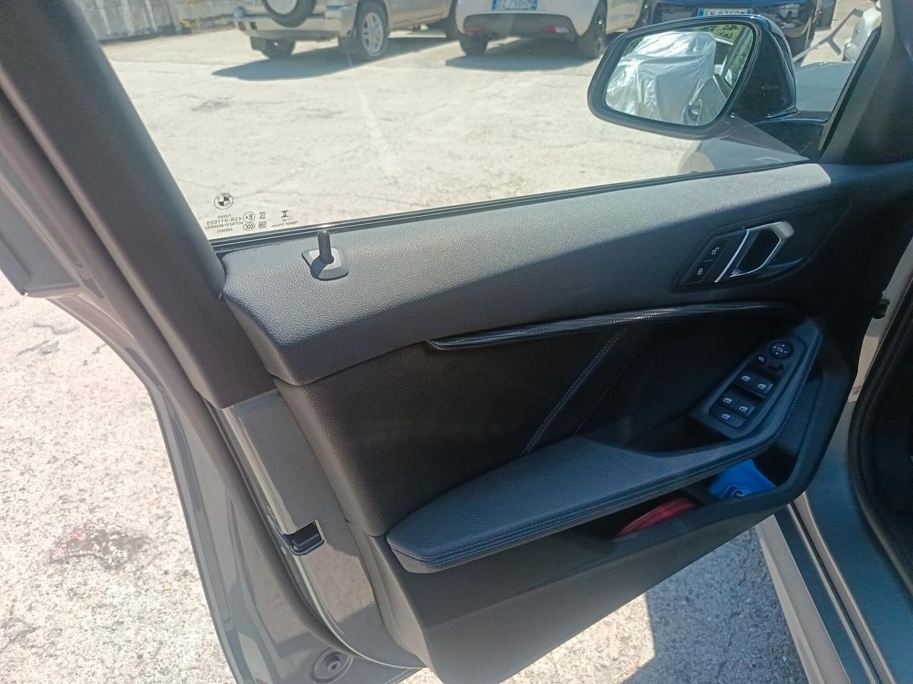 Bmw 118 118i 5p. Msport Exterior