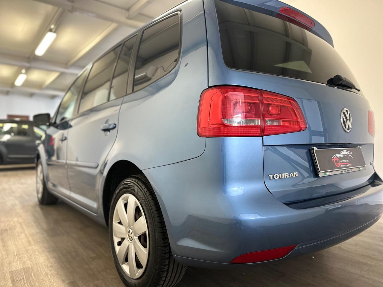 Volkswagen Touran Business 1.6 TDI DSG Comfortline