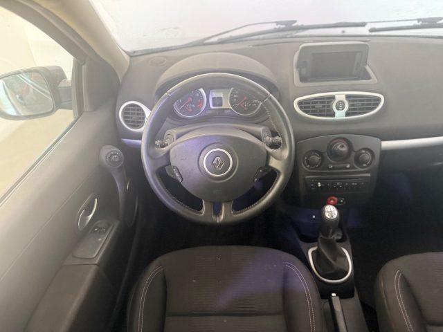 RENAULT Clio 1.2 16V 5 porte LuxeRY