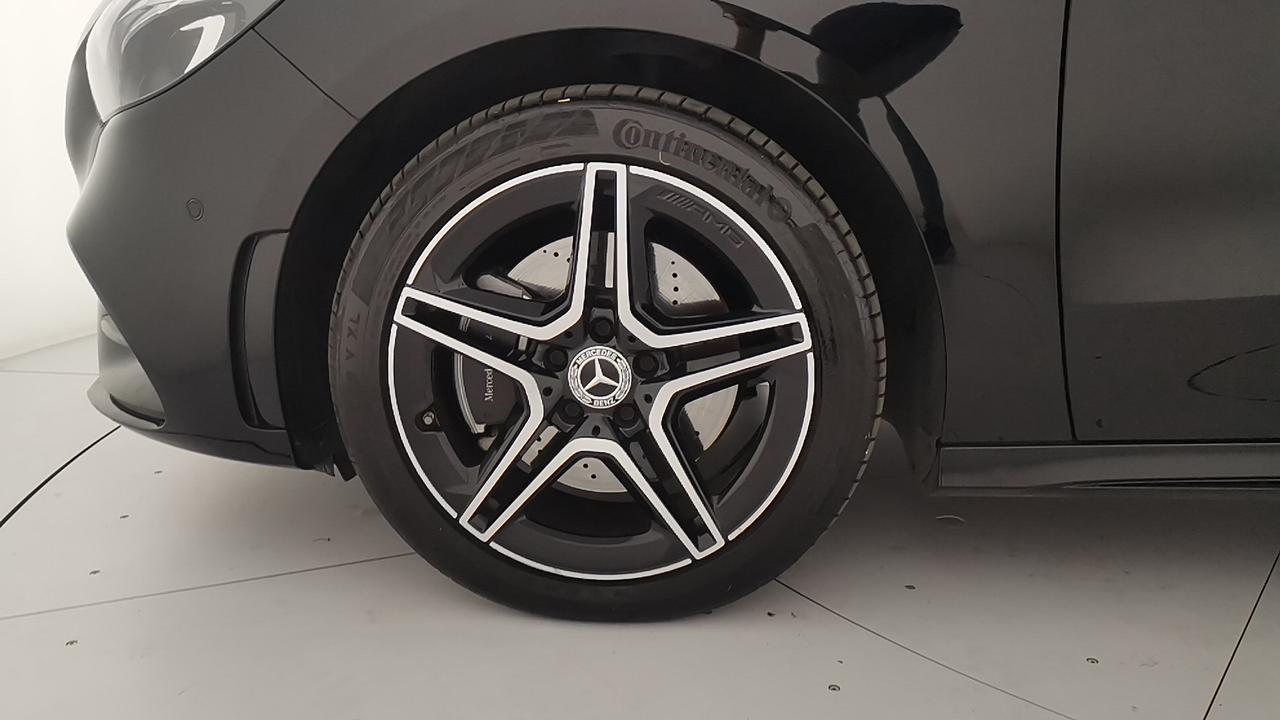 Mercedes-Benz Classe B - W247 2023 - B 250 e phev AMG Line Advanced Plus auto