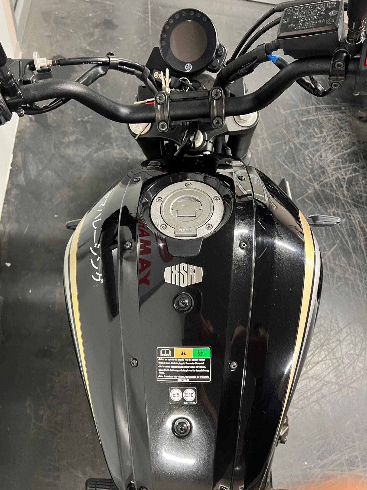Yamaha XSR 700 History black