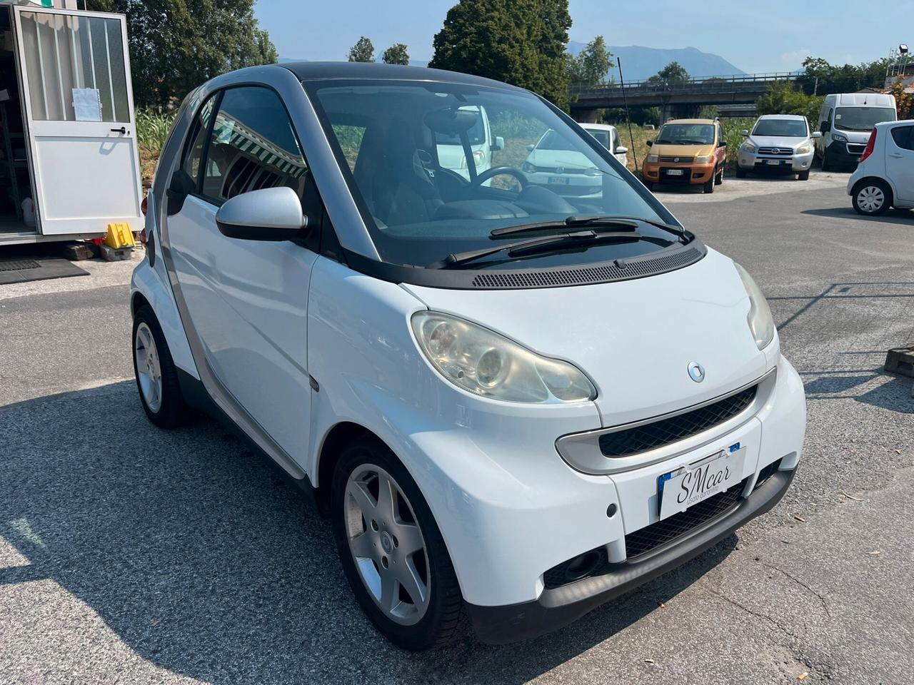 Smart ForTwo 1000 52 kW MHD coupé passion