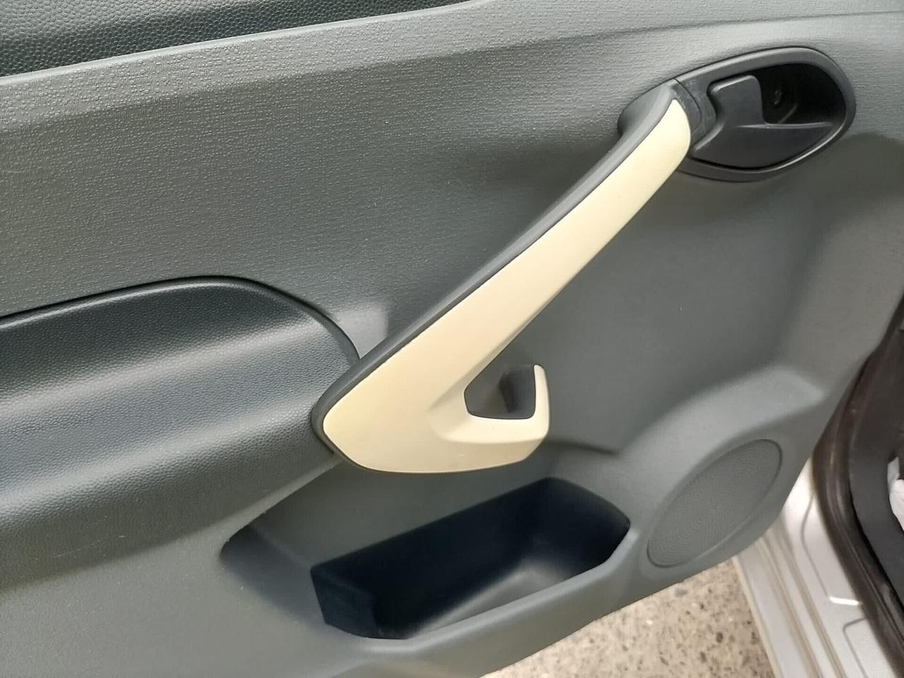 Ford Ka 1.3 TDCi 75CV Titanium 2009