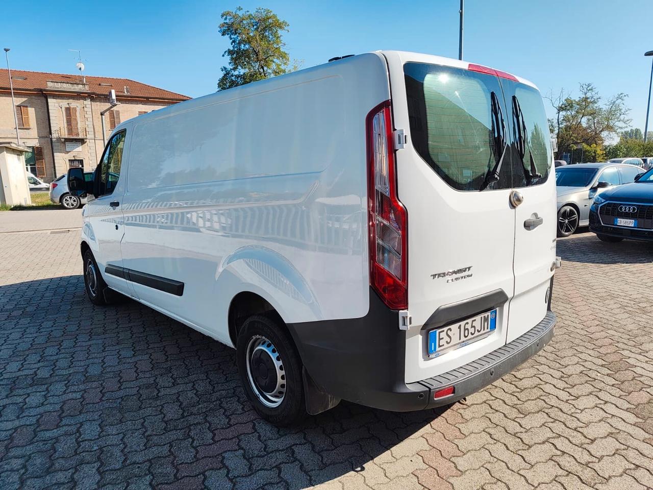 FORD TRANSIT CUSTOM IVA ESPOSTA