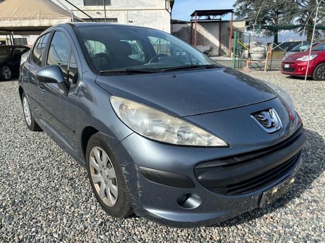 Peugeot 207 1.4 HDi 70CV 5p. XS NEOPATENTATI