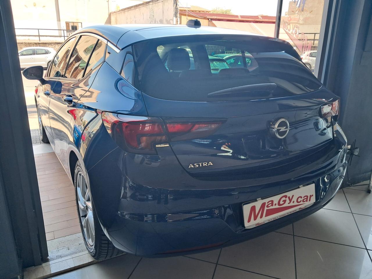 Opel Astra 1.5 CDTI 122 cv AT9 Business Elegance