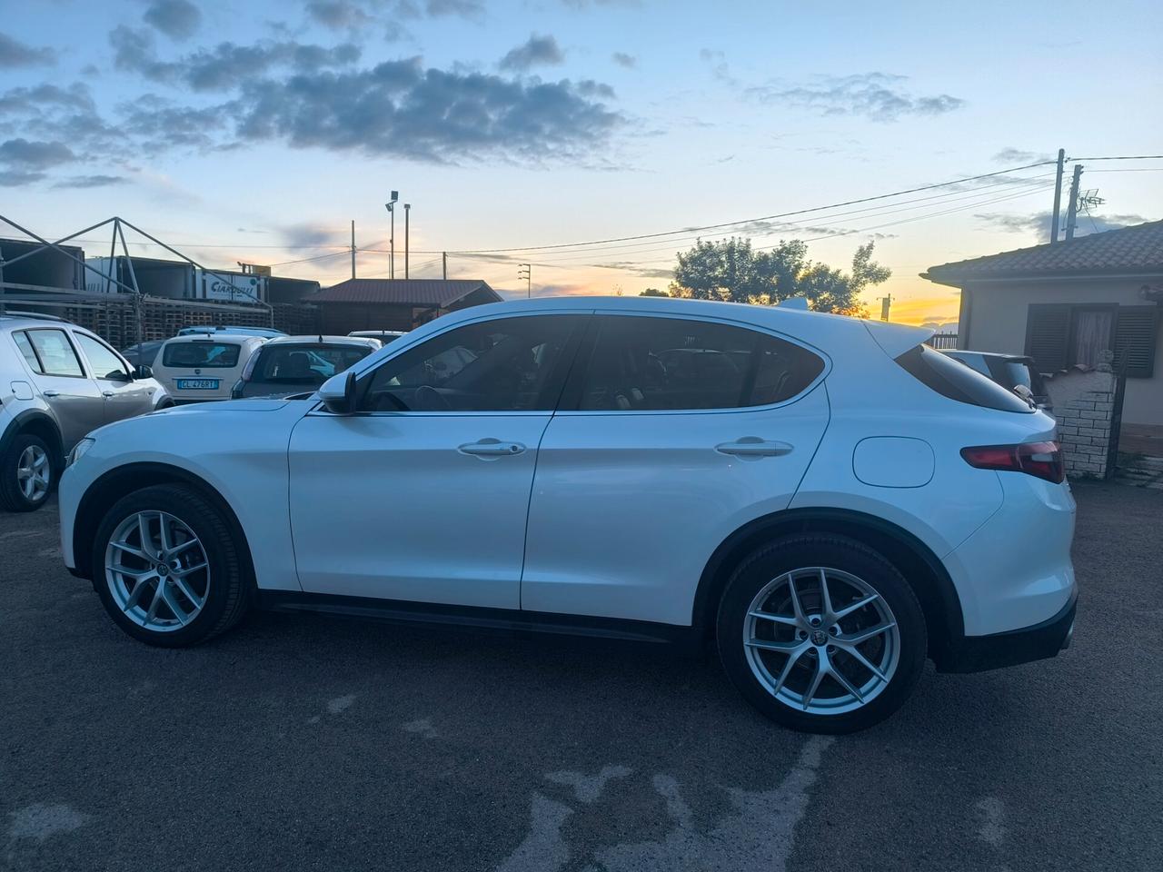 Alfa Romeo Stelvio 2.2 Turbodiesel 210 CV AT8 Q4 Executive