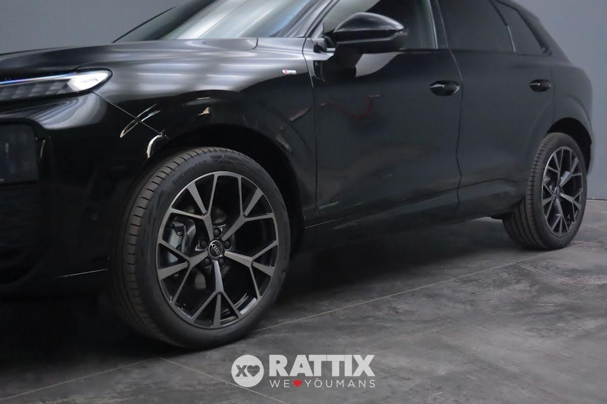 Audi Q3 1.5 tfsi mhev 150CV S line edition s-tronic + Pacchetto Tech Plus, tetto panoramico & gancio