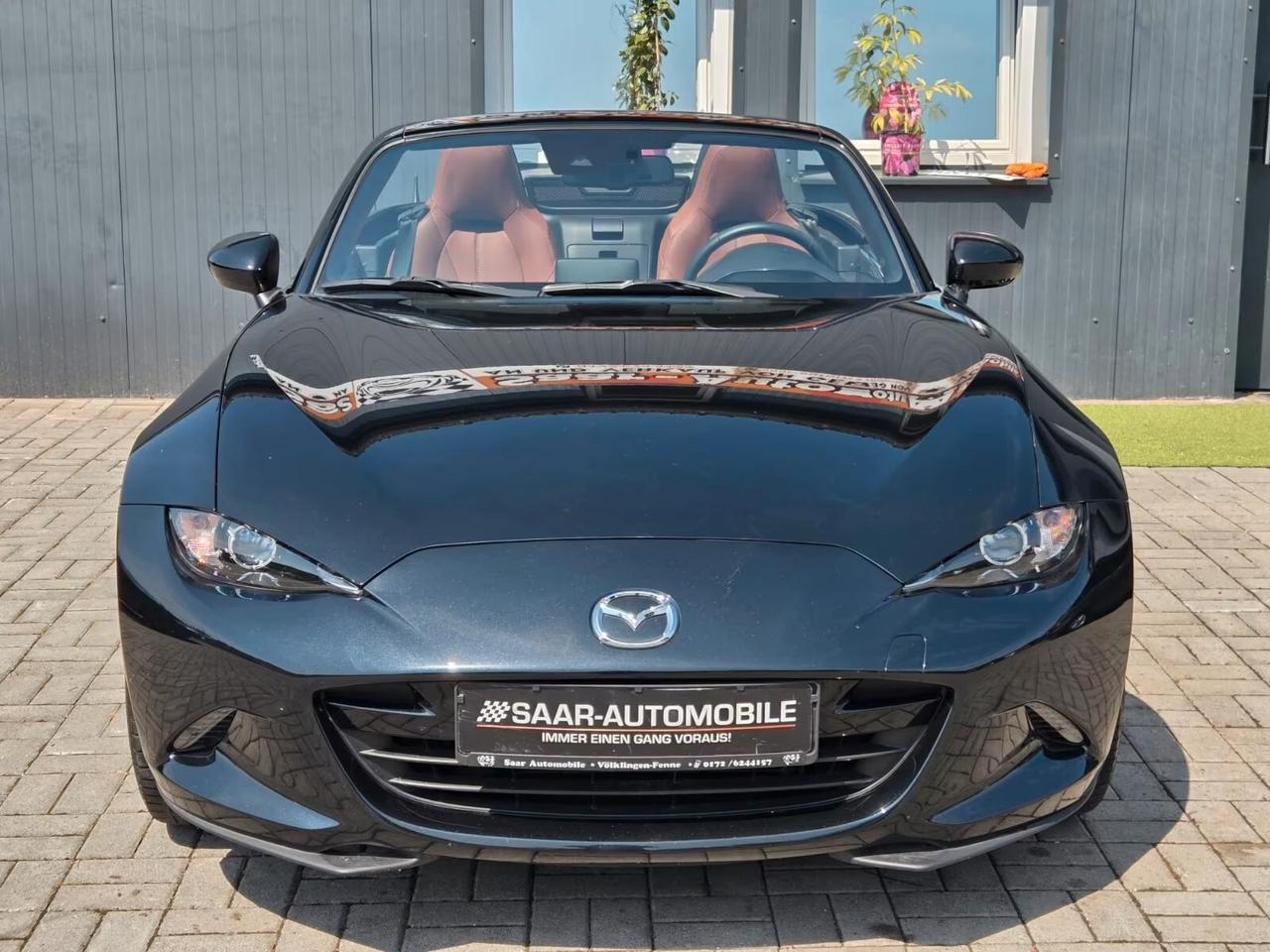 Mazda MX-5 2.0L Skyactiv-G RF Kazari