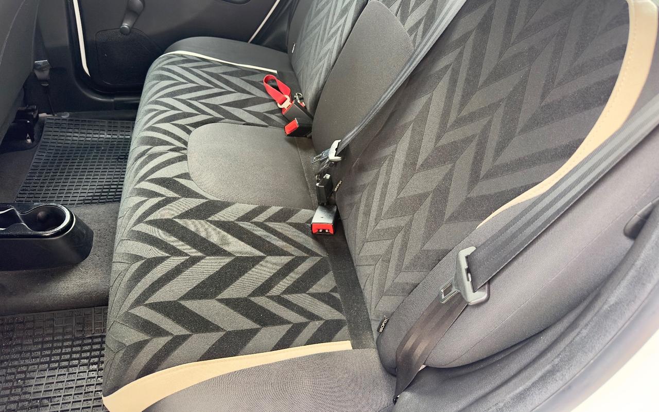 Lancia Ypsilon 1.3 MJT 16V 95 CV 5 porte S&S Gold