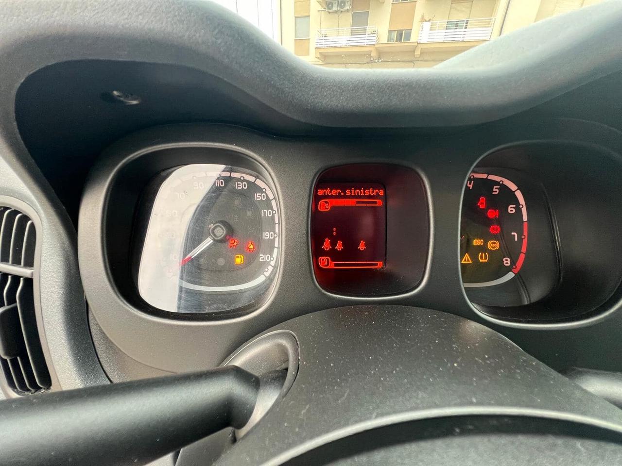 FIAT PANDA HYBRID VETTURA CON SOLI 35000KM UNICO PROPRIETARIO