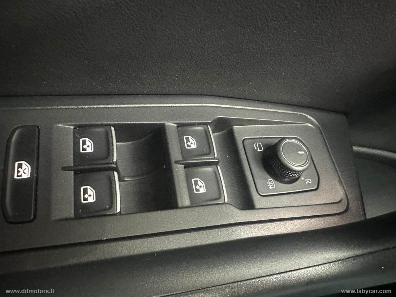 VOLKSWAGEN T-Roc 2.0 TDI SCR R-Line Plus * R LINE *