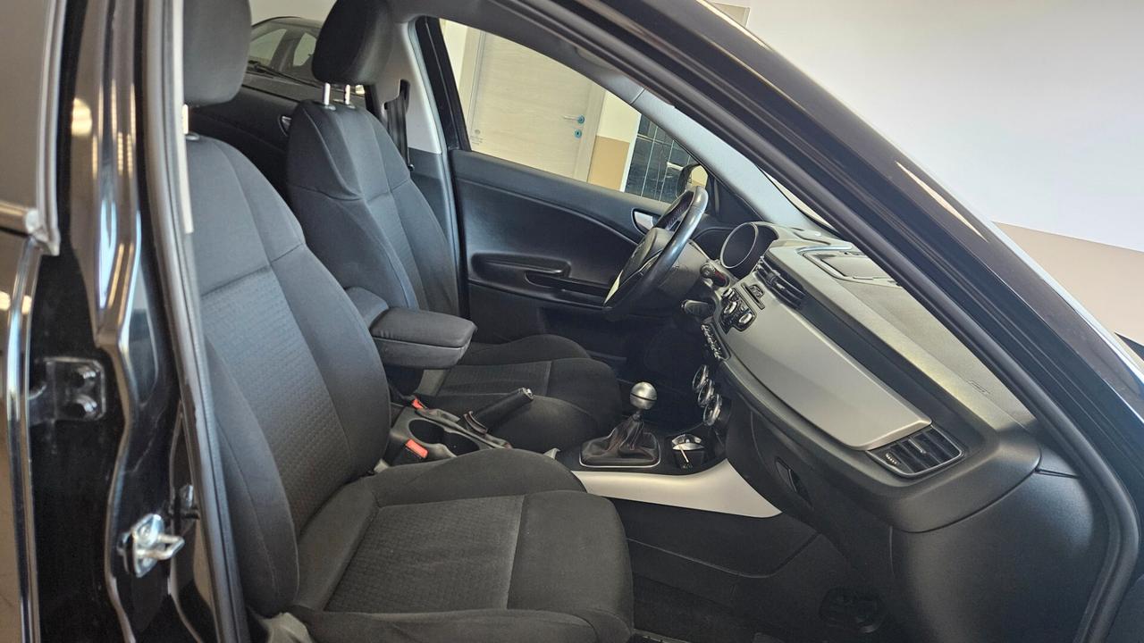 Alfa Romeo Giulietta 1.6 JTDm-2 105 CV Exclusive