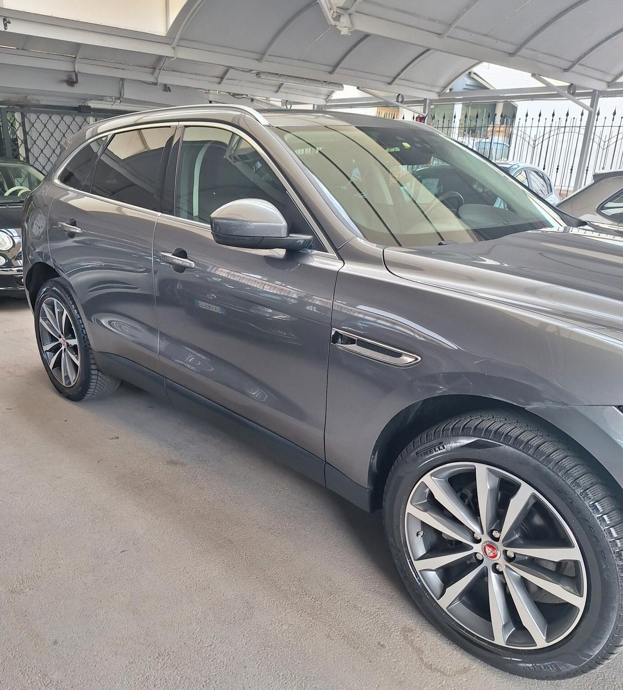 Jaguar F-Pace 2.0 D 240 CV AWD aut. Portfolio Tetto Panor Apribile