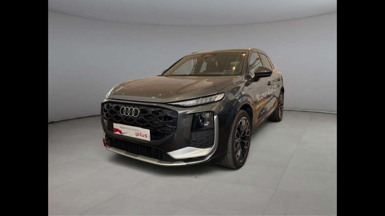 Audi Audi Q3 SUV Business e-hybrid 200 kW S tronic