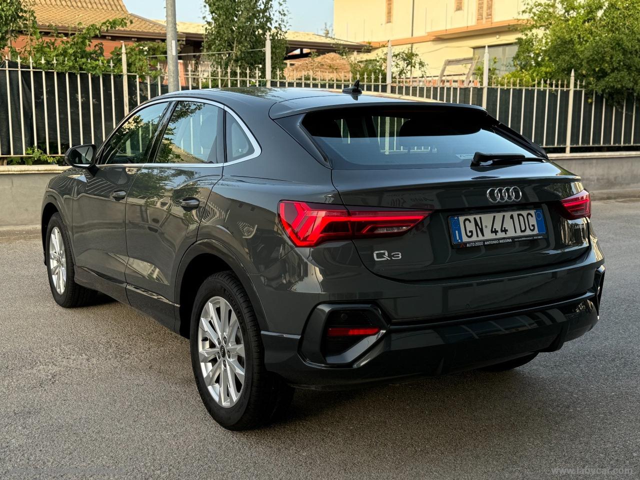 AUDI Q3 SPB 35 TDI S tronic Business Plus