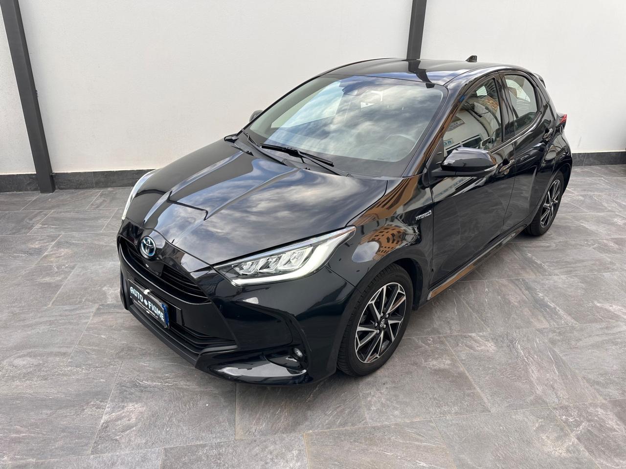 Toyota Yaris 1.5 Hybrid 5 porte Lounge