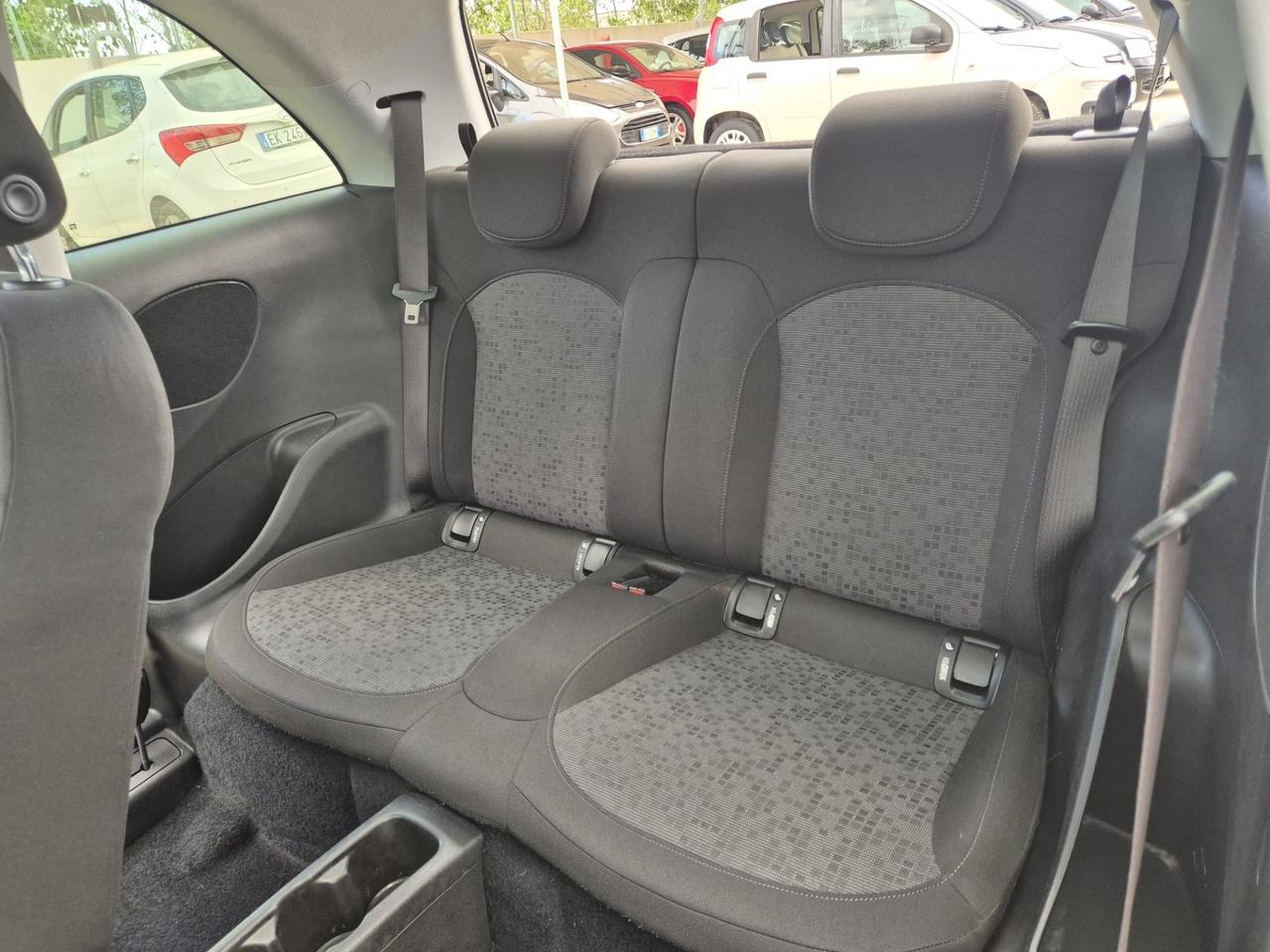 Opel Adam 1.4 87 CV GPL Tech Black Jack