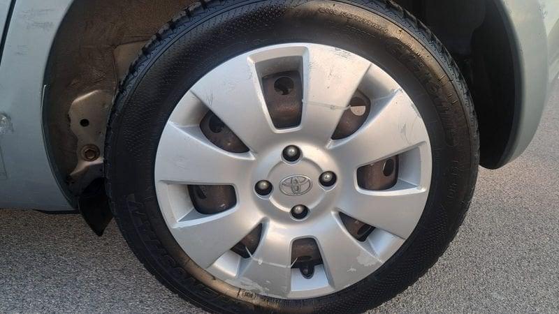 Toyota Yaris 1.4 D-4D SOL - CAMBIO AUTOMATICO