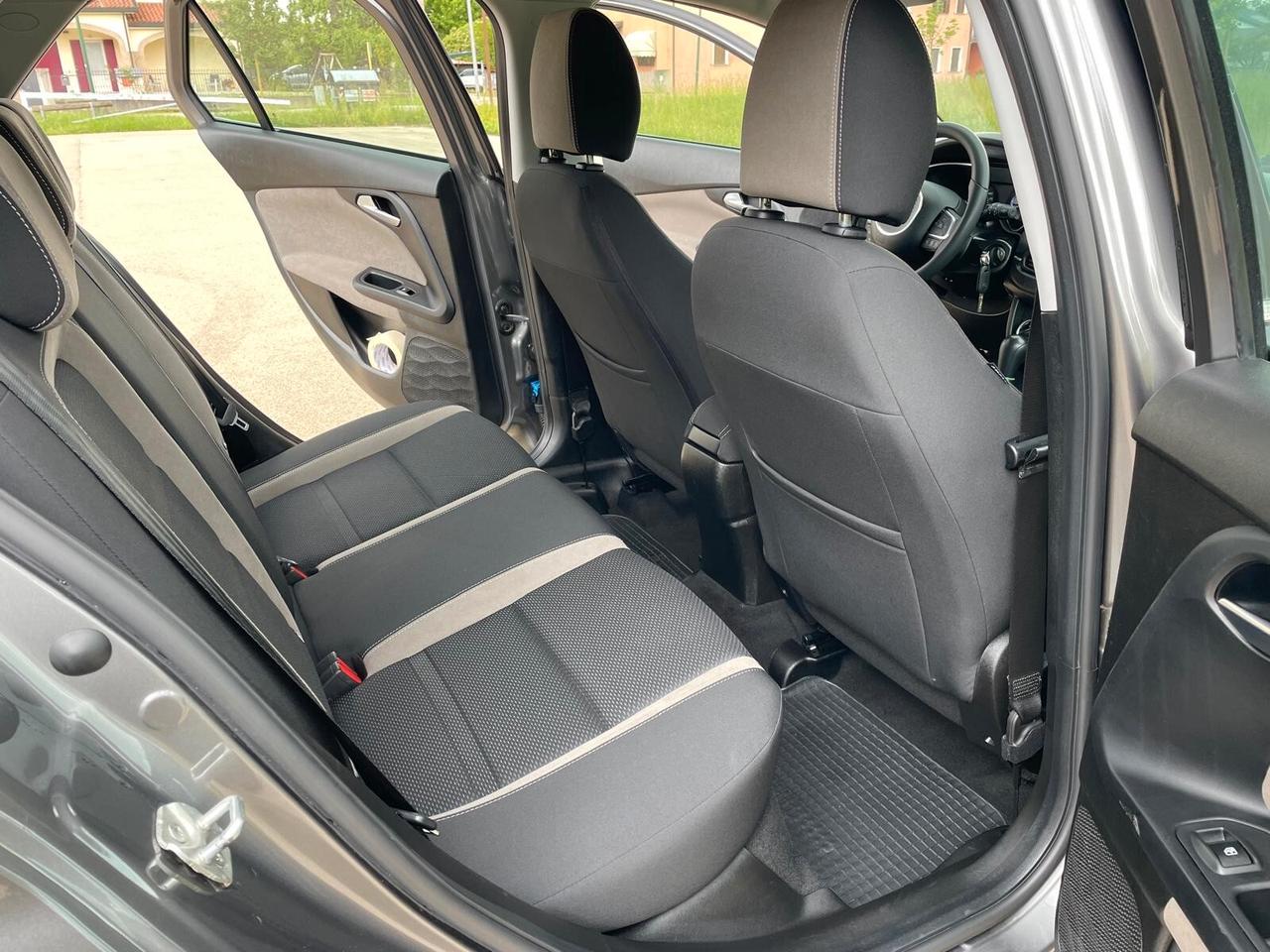 Fiat Tipo 1.6 M.Jet S.W. AUTOMATICA LOUNGE E. 214