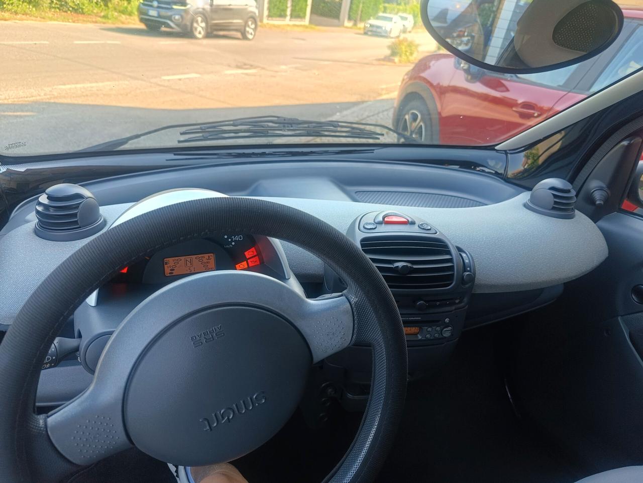 Smart ForTwo 700 coupé pure (37 kW)