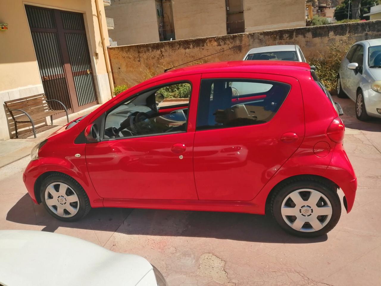 Toyota Aygo 1.0 12V VVT-i 5 porte 2007 Full