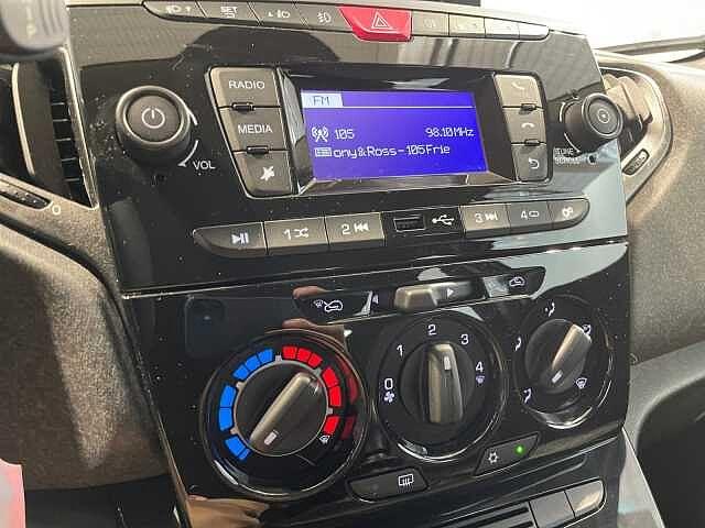 Lancia Ypsilon 1.2 69CV GPL Ecochic Silver - NEOPATENTATI
