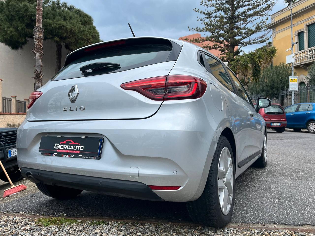 Renault Clio SCe 65 CV 5 porte Business