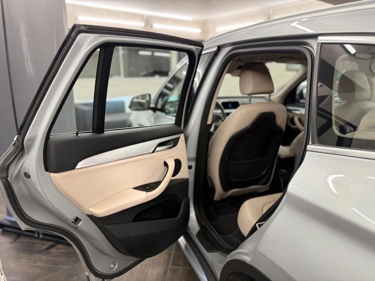 Bmw X1 sDrive18d xLine