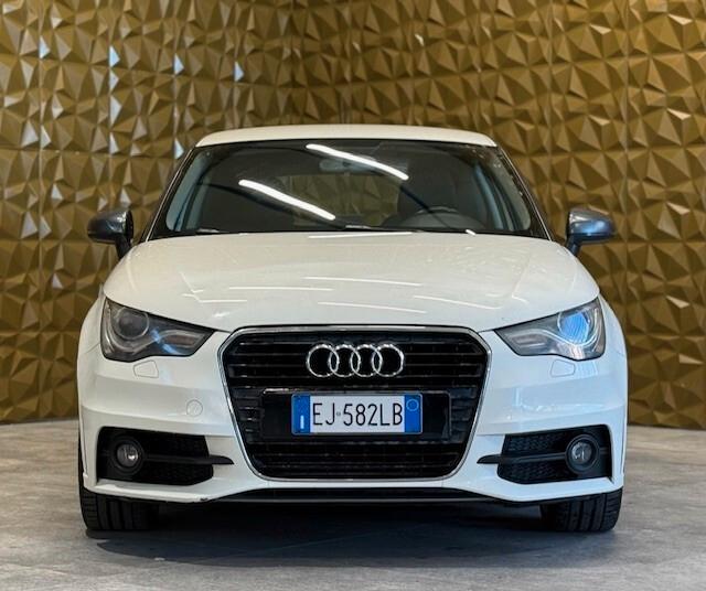 Audi A1 3p 1.6 tdi S-line 105cv