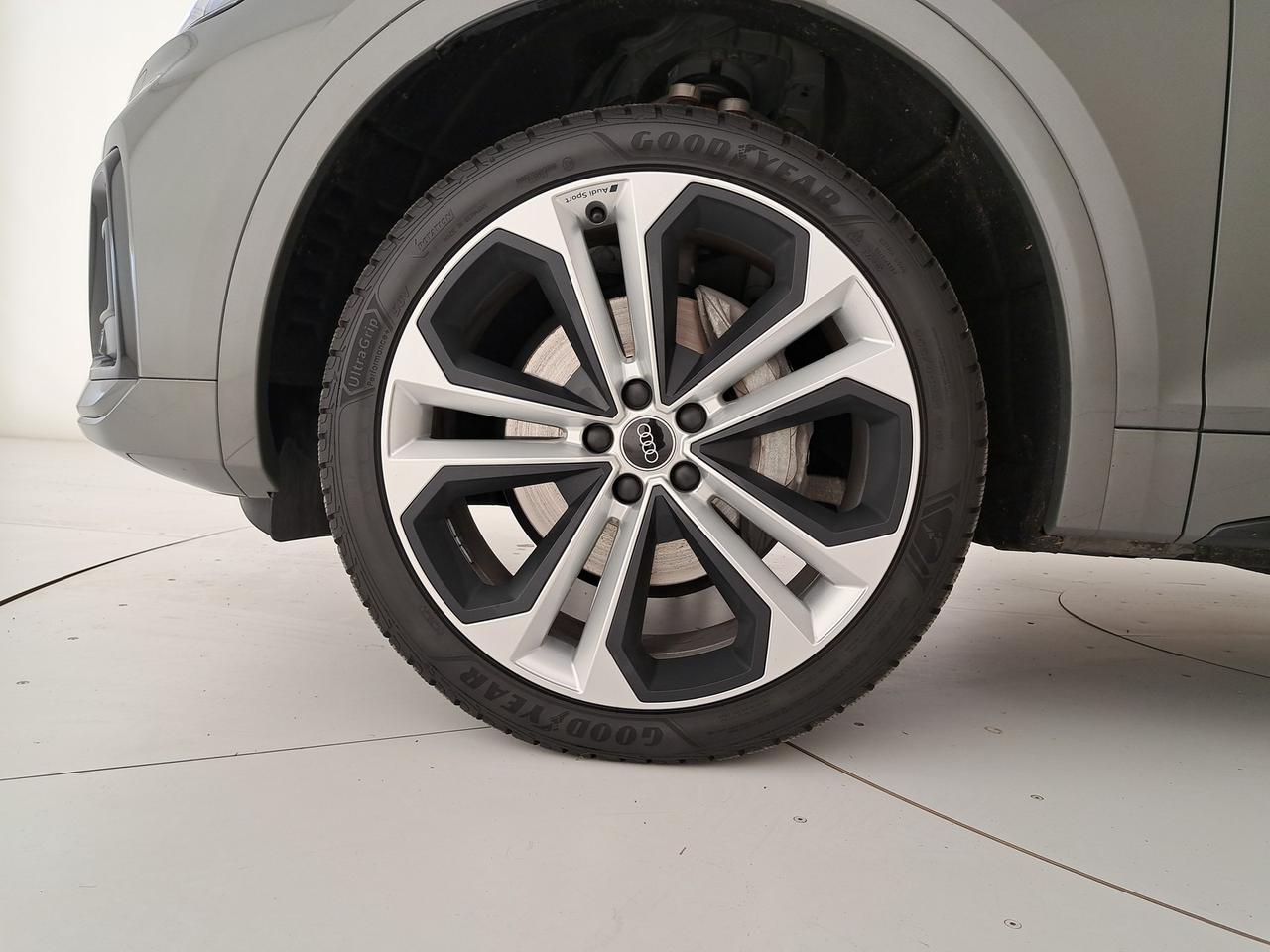 Audi Q5 50 2.0 tfsi e s line plus quattro s-tronic