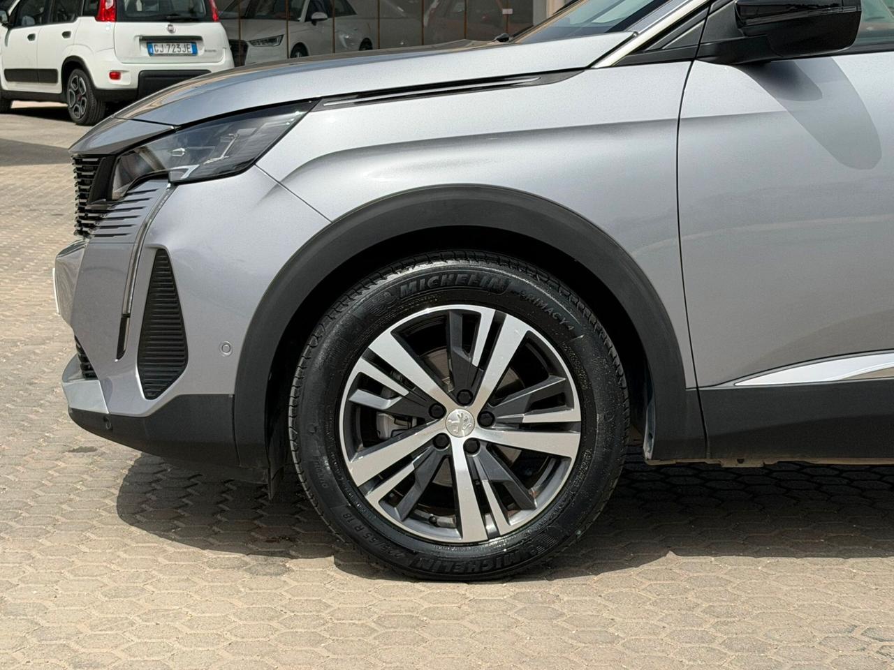 Peugeot 3008 BlueHDi 130 S&S EAT8 Allure
