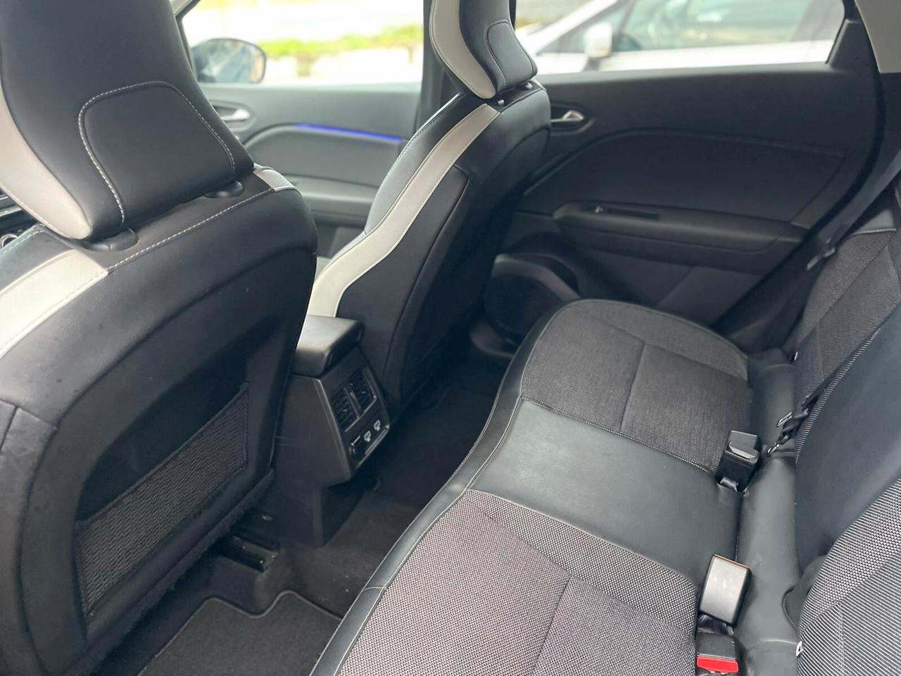 Renault Captur 1.6 E-Tech Full Hybrid Intens 145 CV