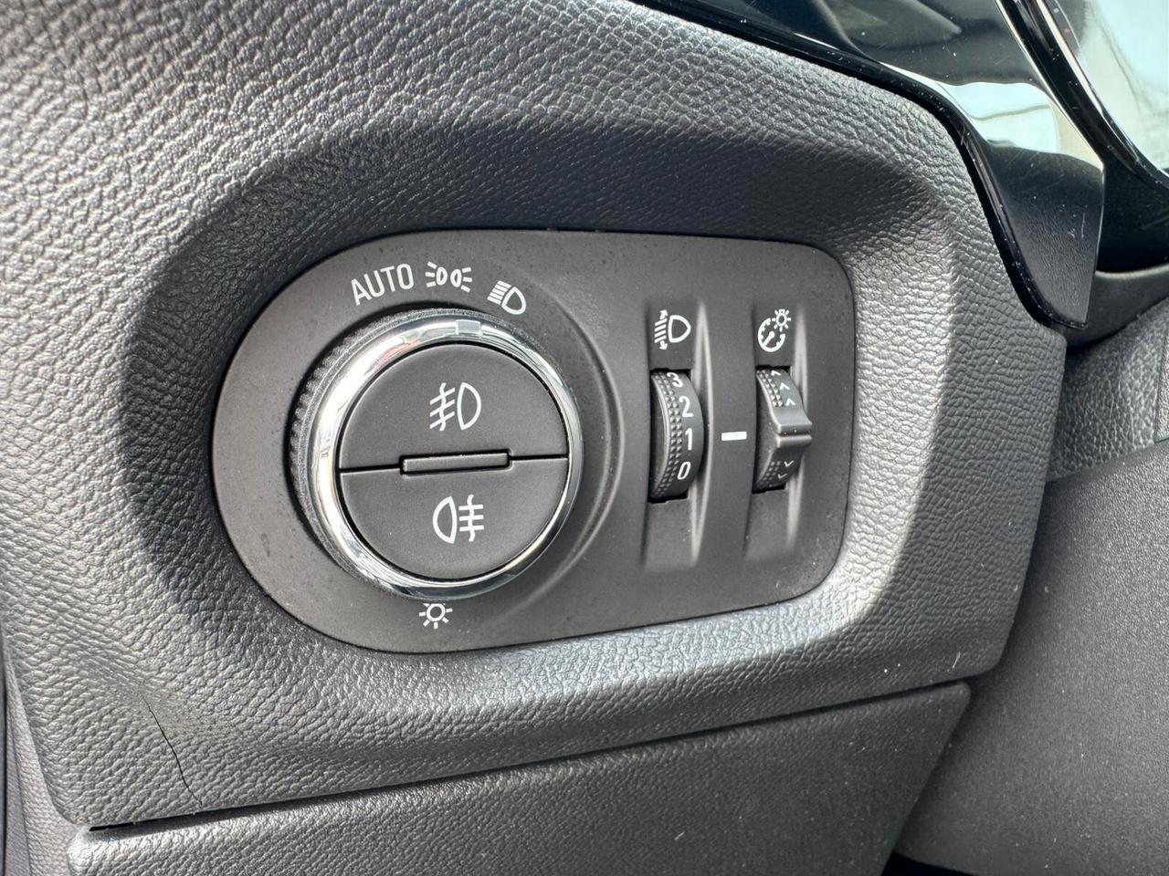 OPEL CORSA 1.5 BLUEHDI 100CV 2023 !!!