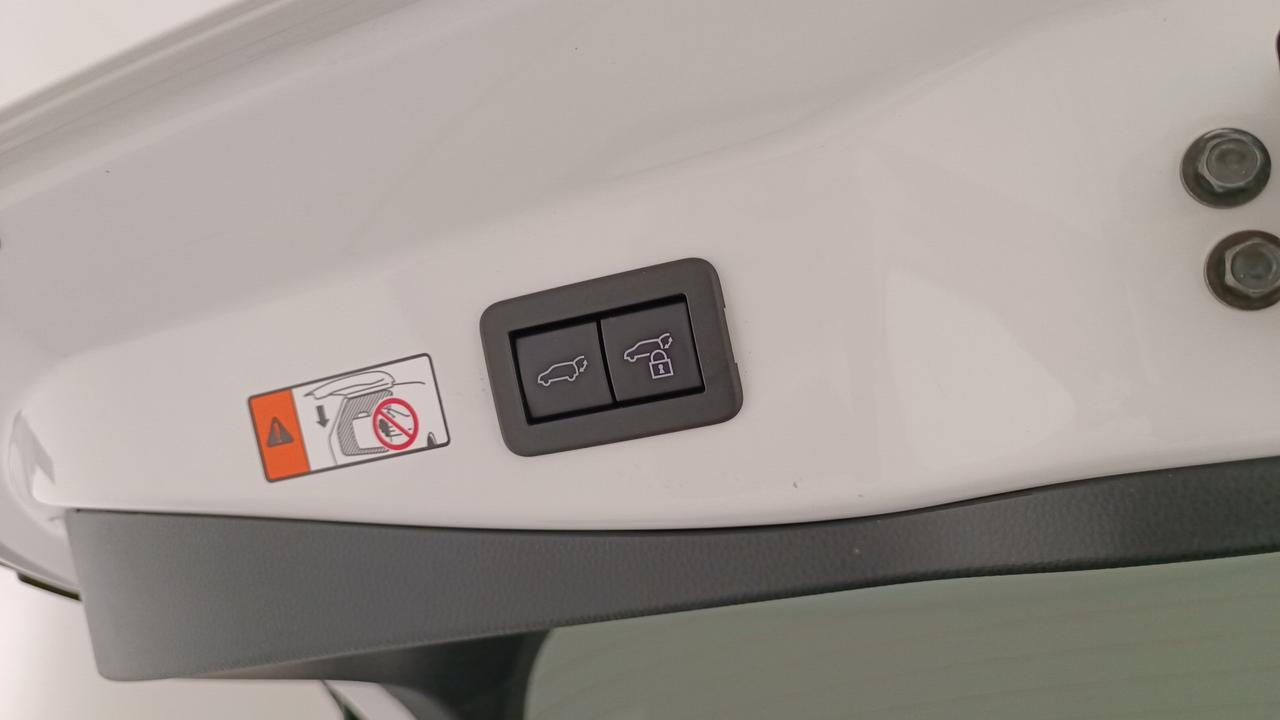 TOYOTA C-HR II 2023 - C-HR 1.8 hv Lounge fwd e-cvt