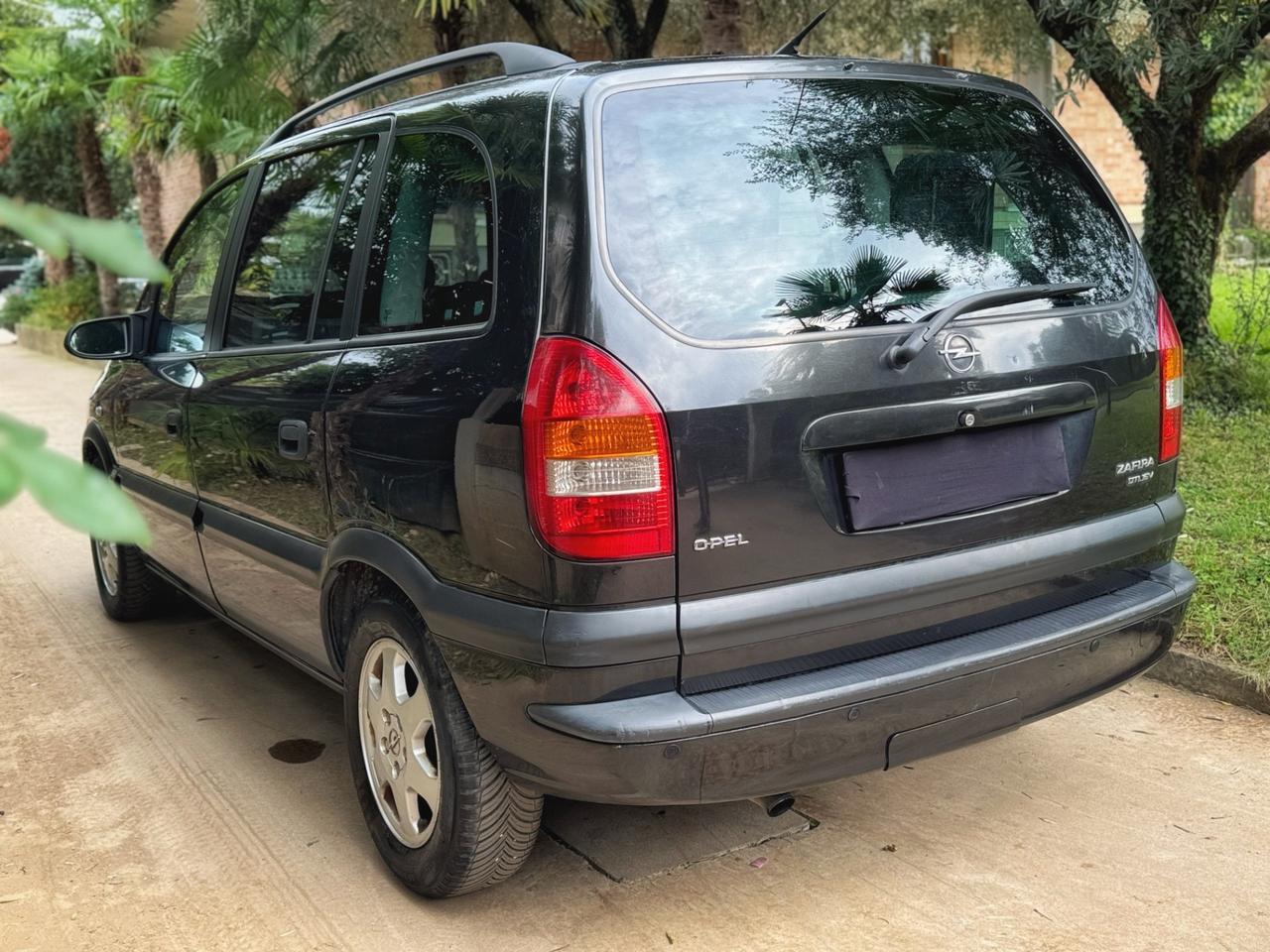 Opel Zafira 2.0 16V DTI cat Elegance