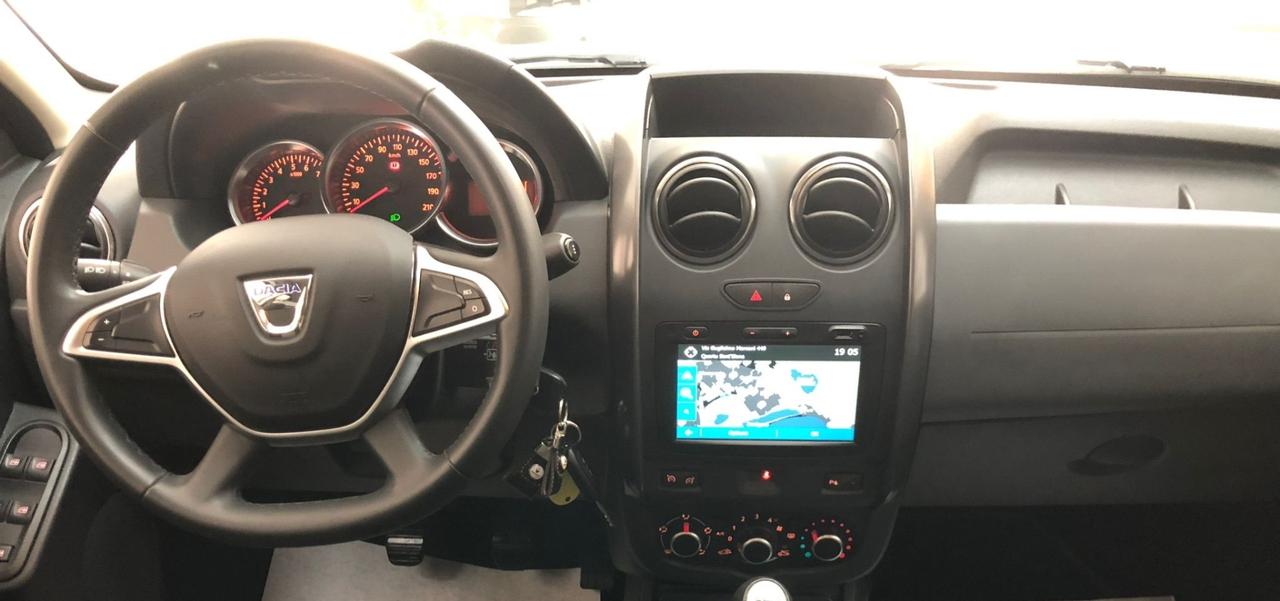 Dacia Duster 1.5 diesel/4x4/ gancio traino/2017