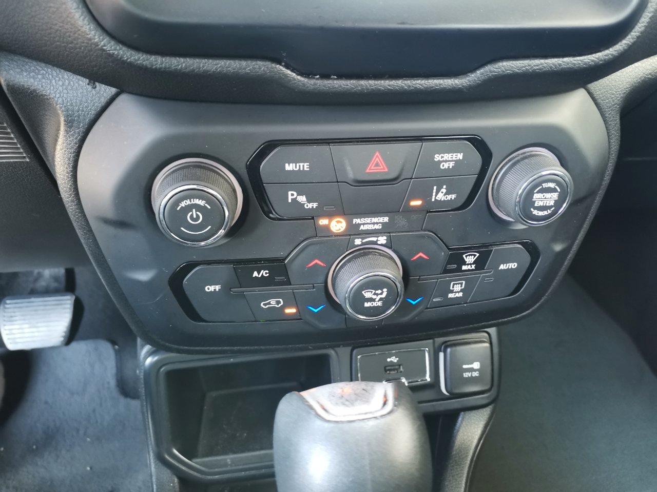 Jeep Renegade 1.6 mjt Night Eagle 120cv 4wd