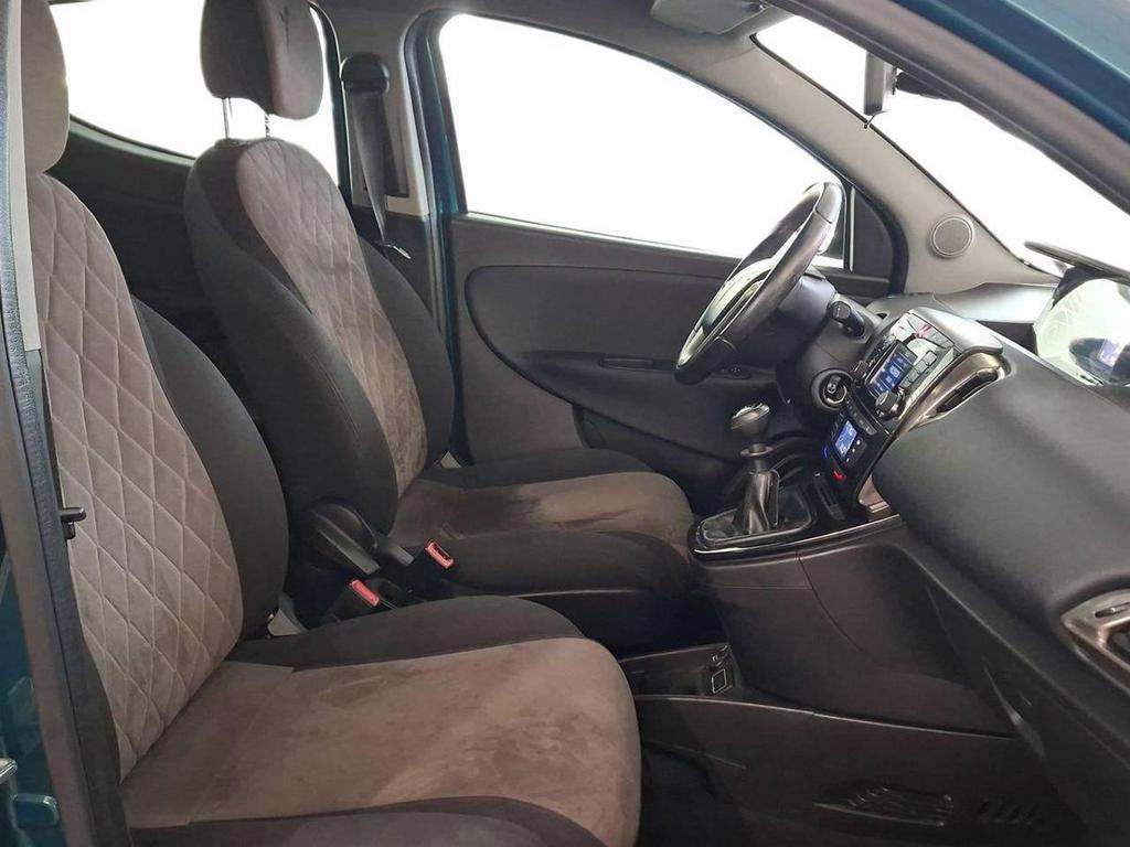 Lancia Ypsilon 5 Porte 1.2 Ecochic Gold