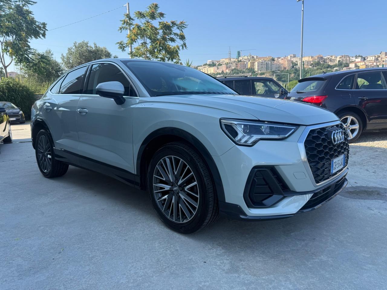 Audi Q3 SPB 35 TDI S tronic Business Plus