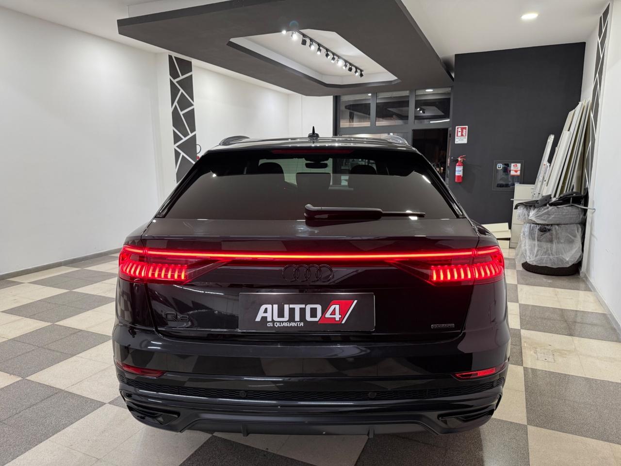 Audi Q8 45 TDI quattro S Line Full optional