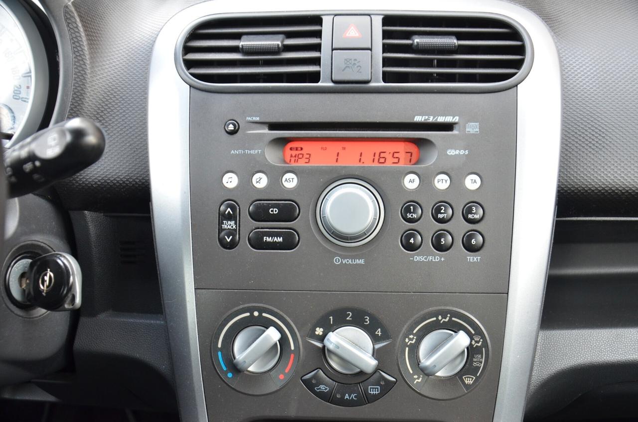 Opel Agila 1.2 16V 94CV Enjoy