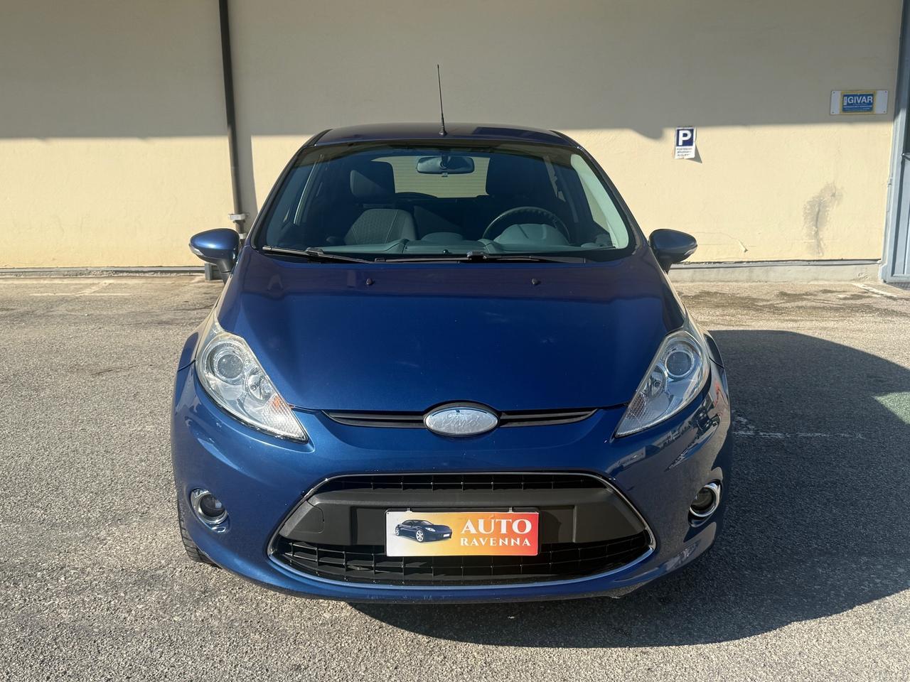 Ford Fiesta 1.4 5 porte Bz.- GPL Titanium Neopatentati