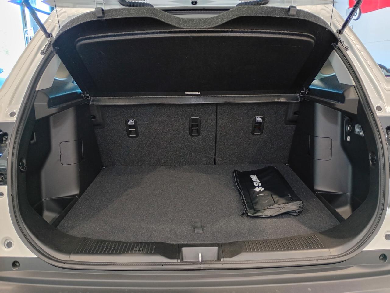 Suzuki S-Cross 1.4 Hybrid Top