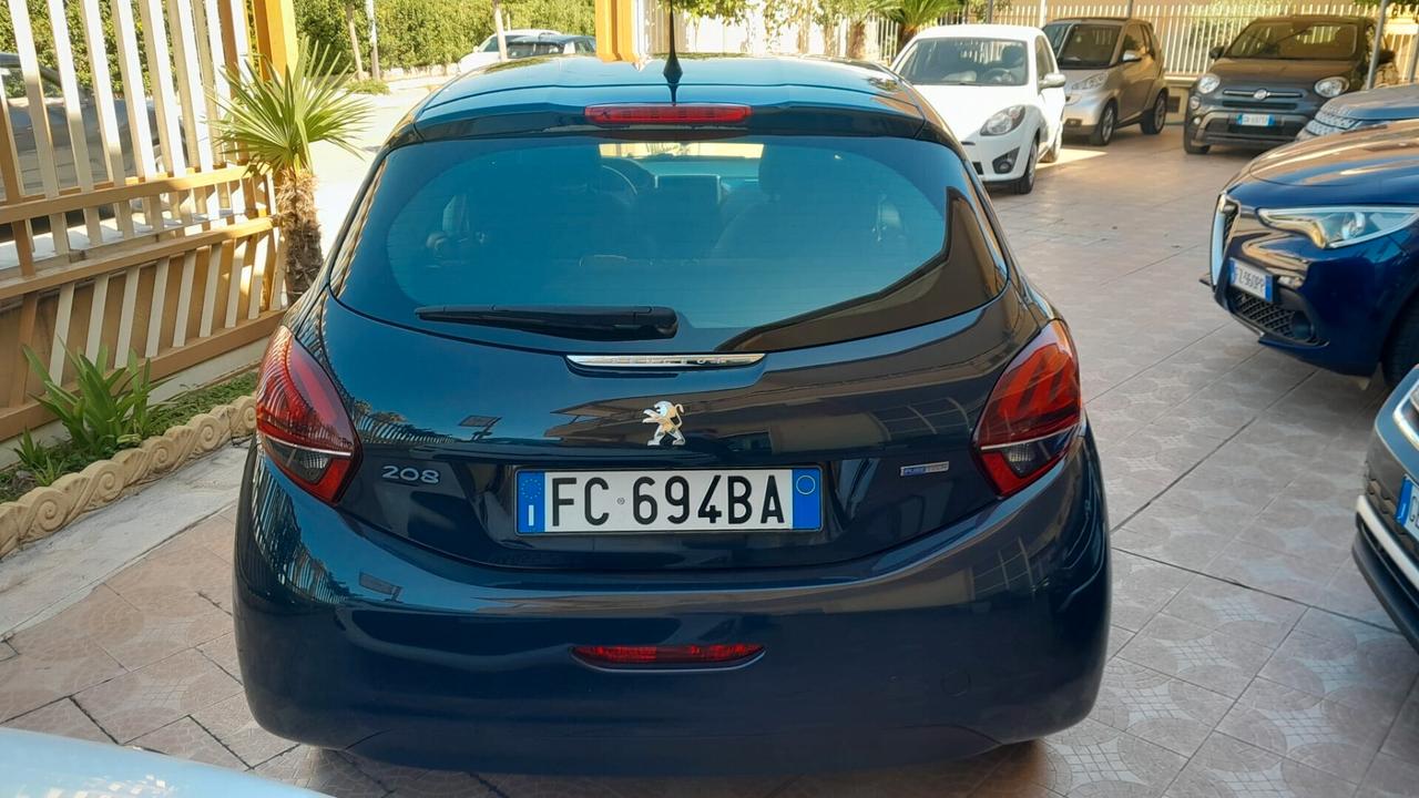 Peugeot 208 PureTech 82 5 porte Allure - Imp Gpl