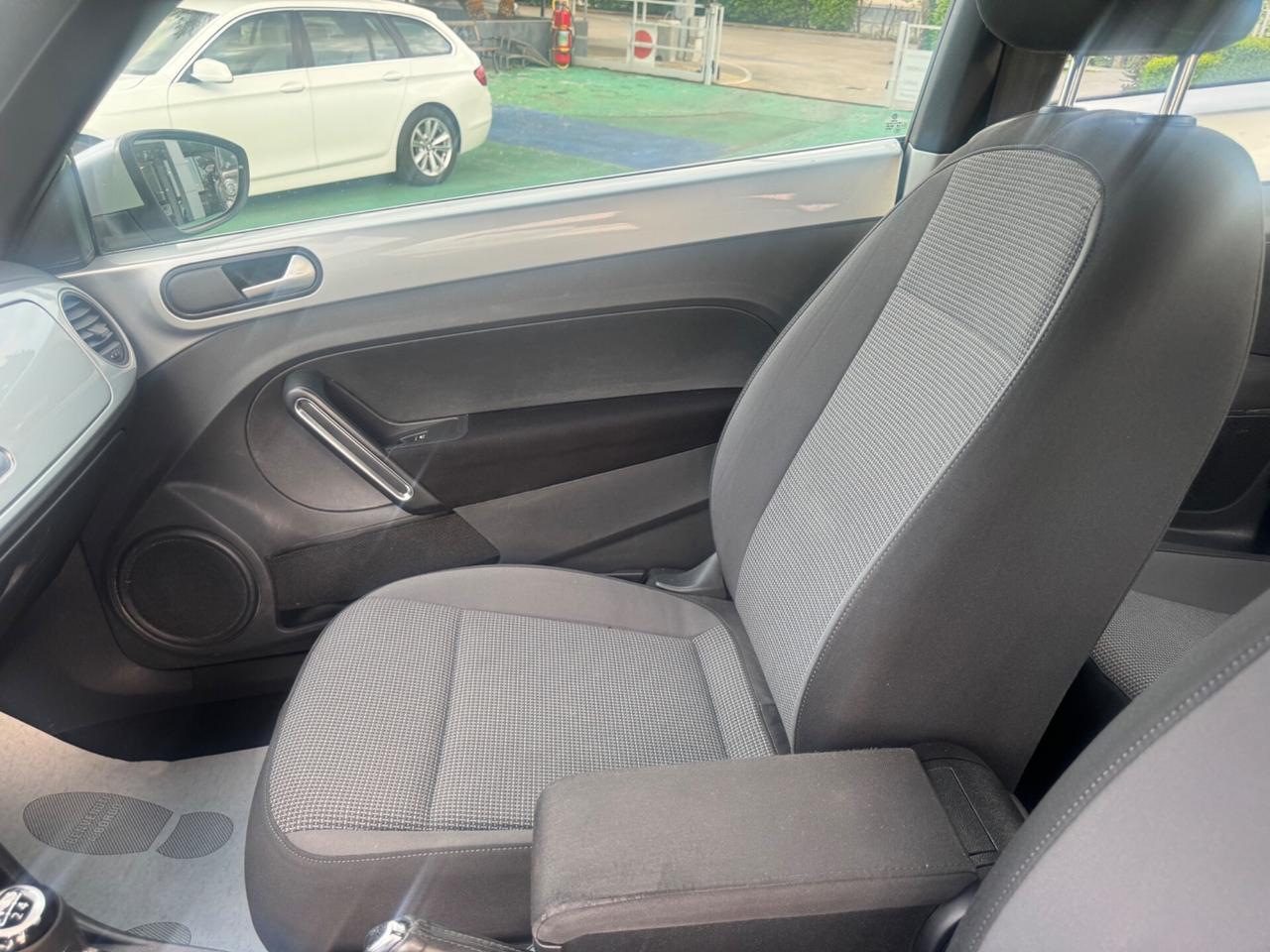 Volkswagen Maggiolino 1.6 TDI IMPECCABILE