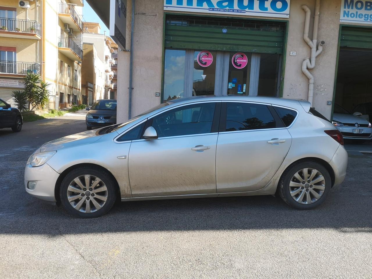 Opel Astra 1.7 CDTI 110CV 5p 2011