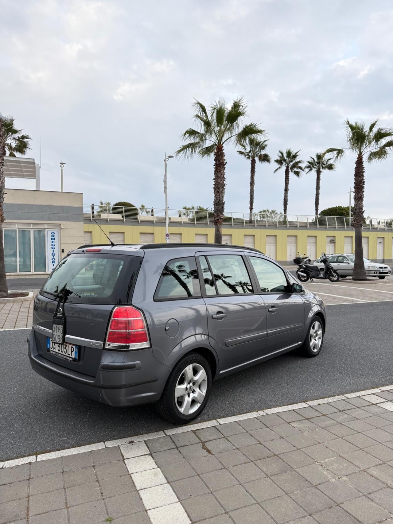 Opel Zafira 1.9 CDTI 120CV Cosmo