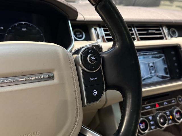 LAND ROVER Range Rover 3.0 TDV6 Autobiography